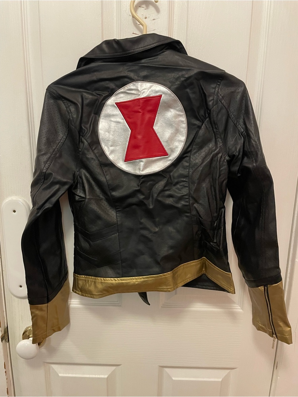 Hot Topic Marvel Black Widow pleather biker jacket